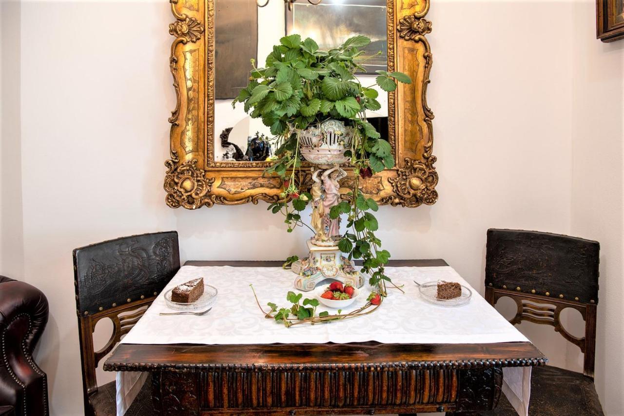 Royal Heritage Apartment In Split Center Exterior foto